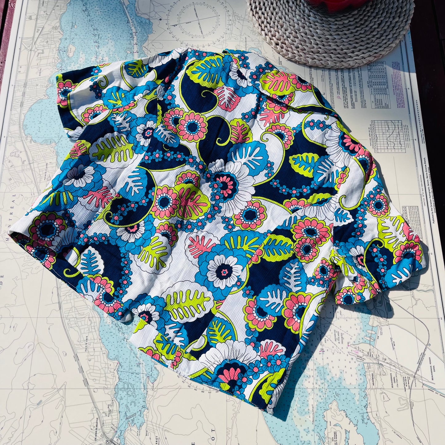 Vintage 60s Funky Floral Polyester Cropped Open Jacket