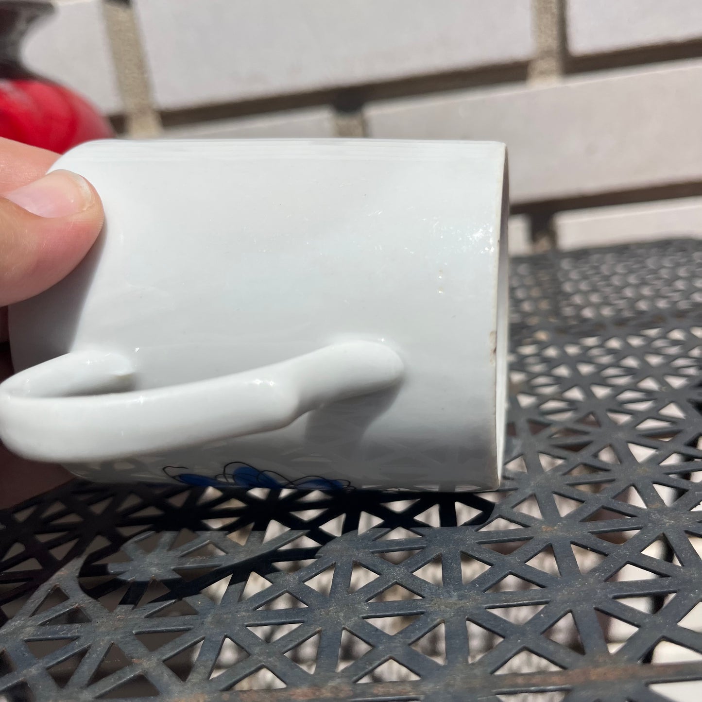 Vintage Japan Blue Daisy Graphic Mug