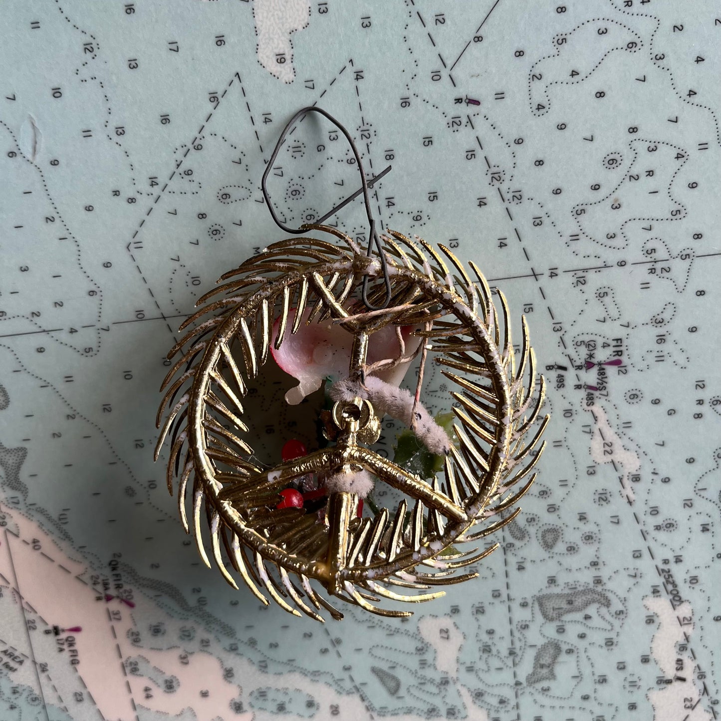 Vintage Mini Plastic Santa Wreath Christmas Ornament