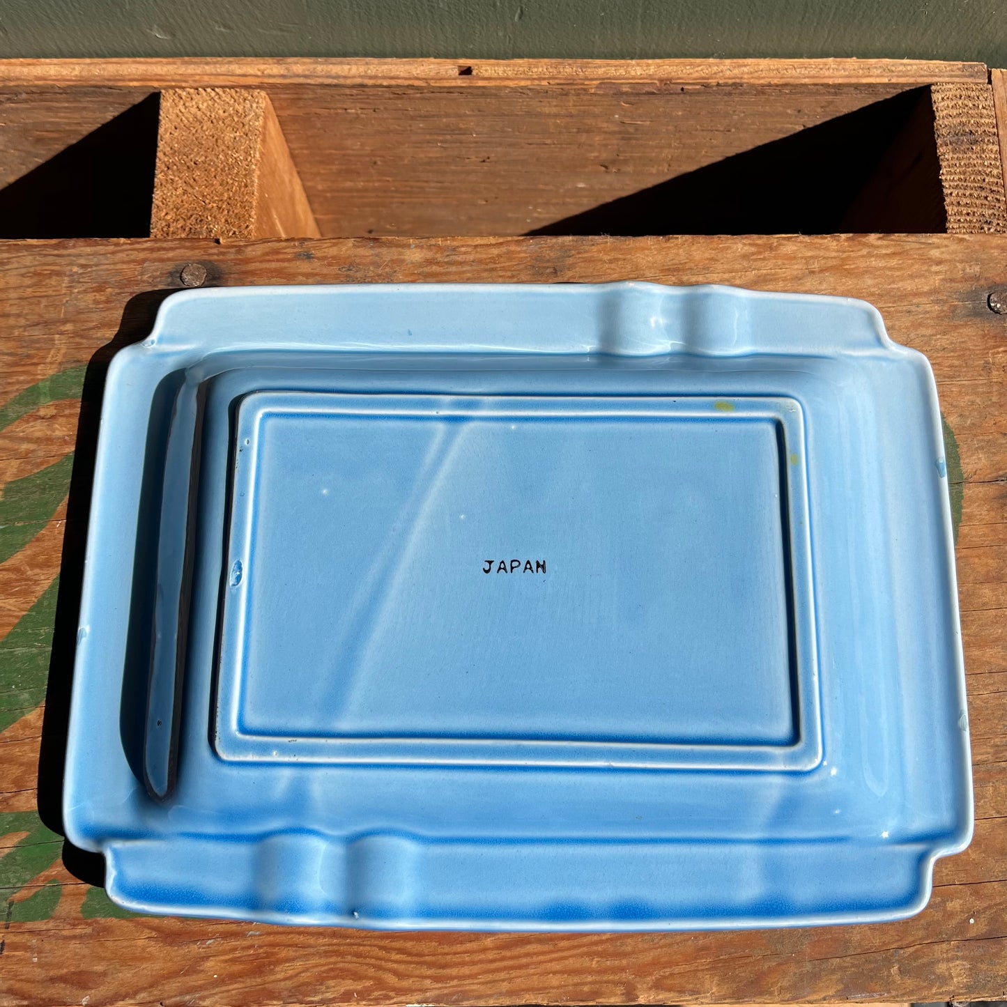 Vintage 80s Blue Ceramic Canada Souvenir Ashtray