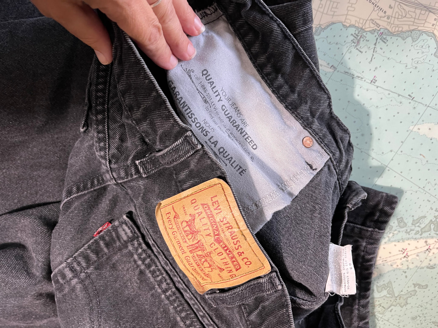 Vintage Levi’s Black 550 36 x 32