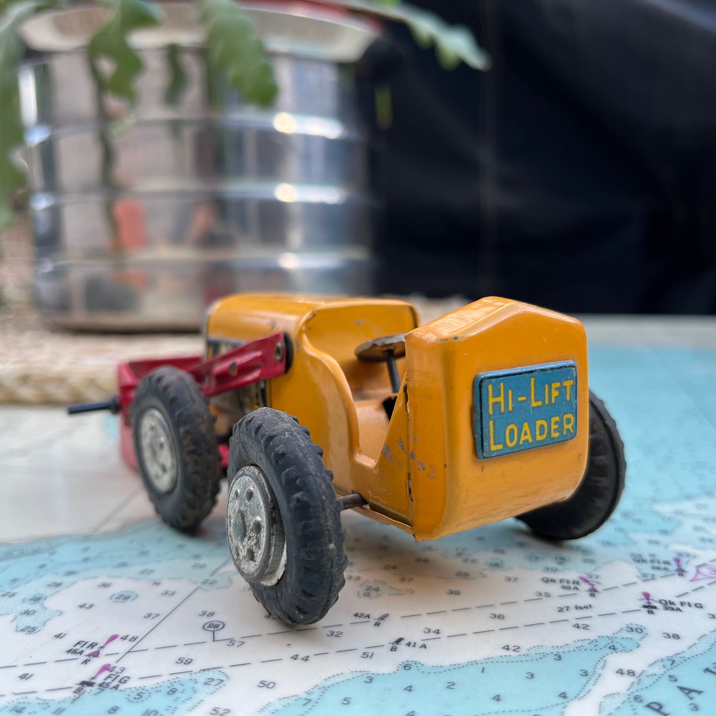 Vintage Linemar Hi-Lift Loader Tin Car / Vehicle Made in Japan