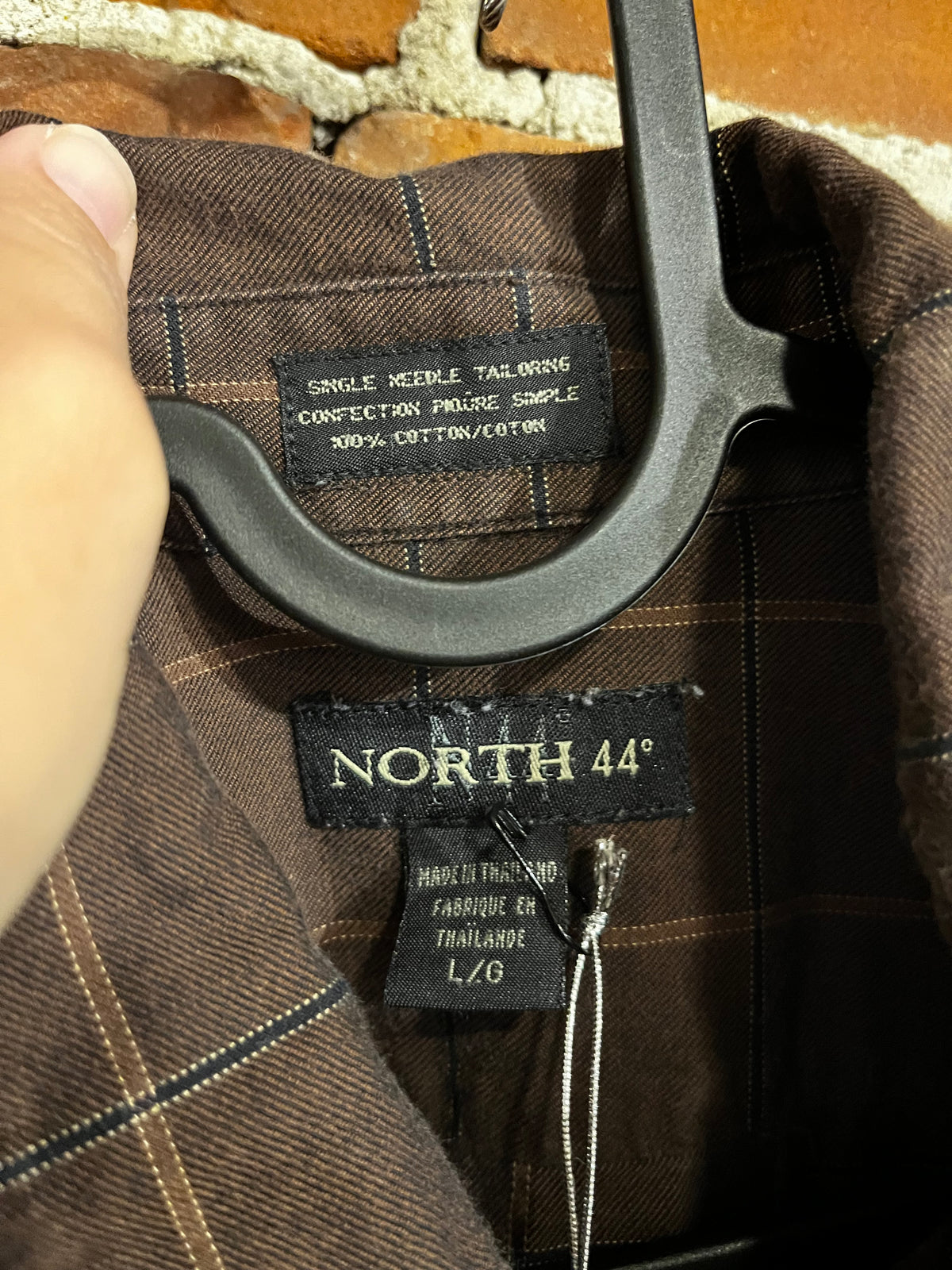 Vitnage North 44 Brown Plaid Button Up Shirt