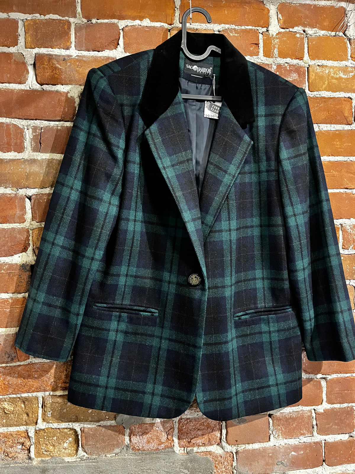 Vintage Sag Harbor Green Plaid Velvet Collar Blazer