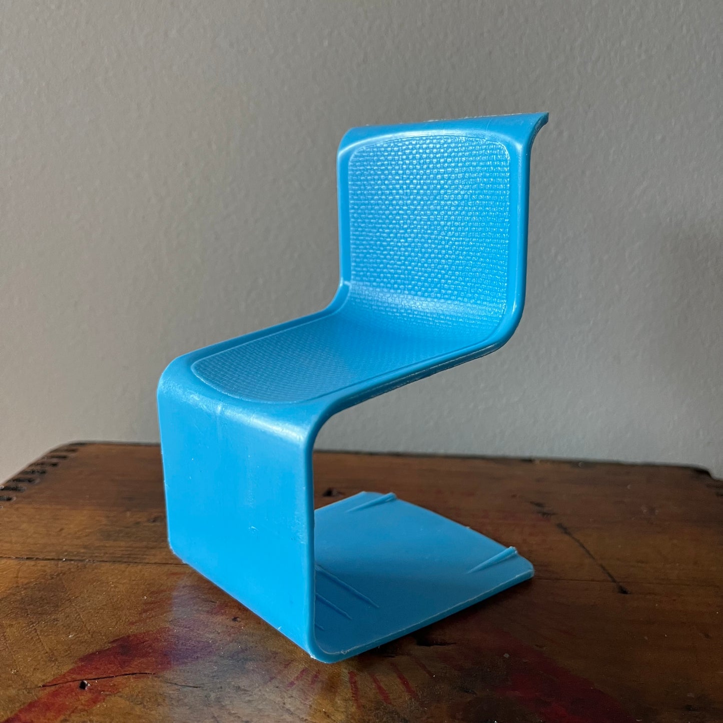 Vintage 70s Mattel Barbie Summer Umbrella & Patio Chairs