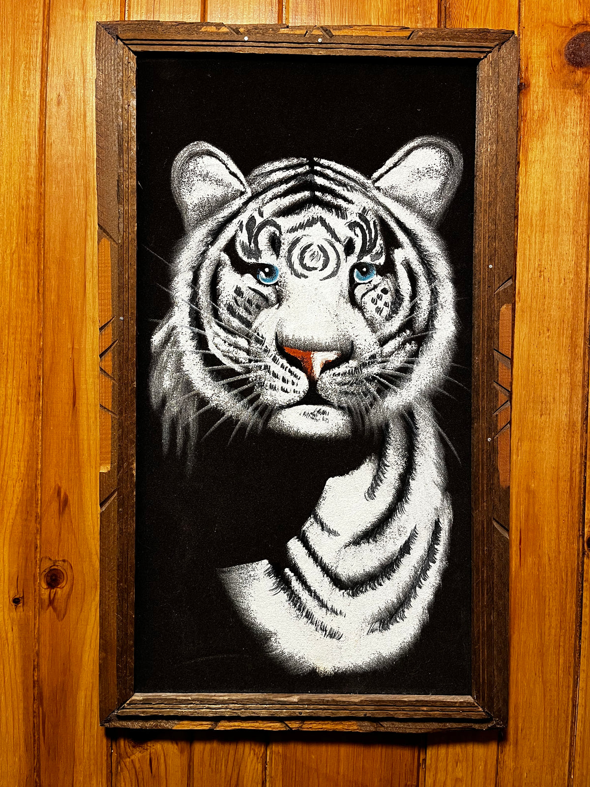 Vintage 70s Framed White Tiger Black Velvet Painting