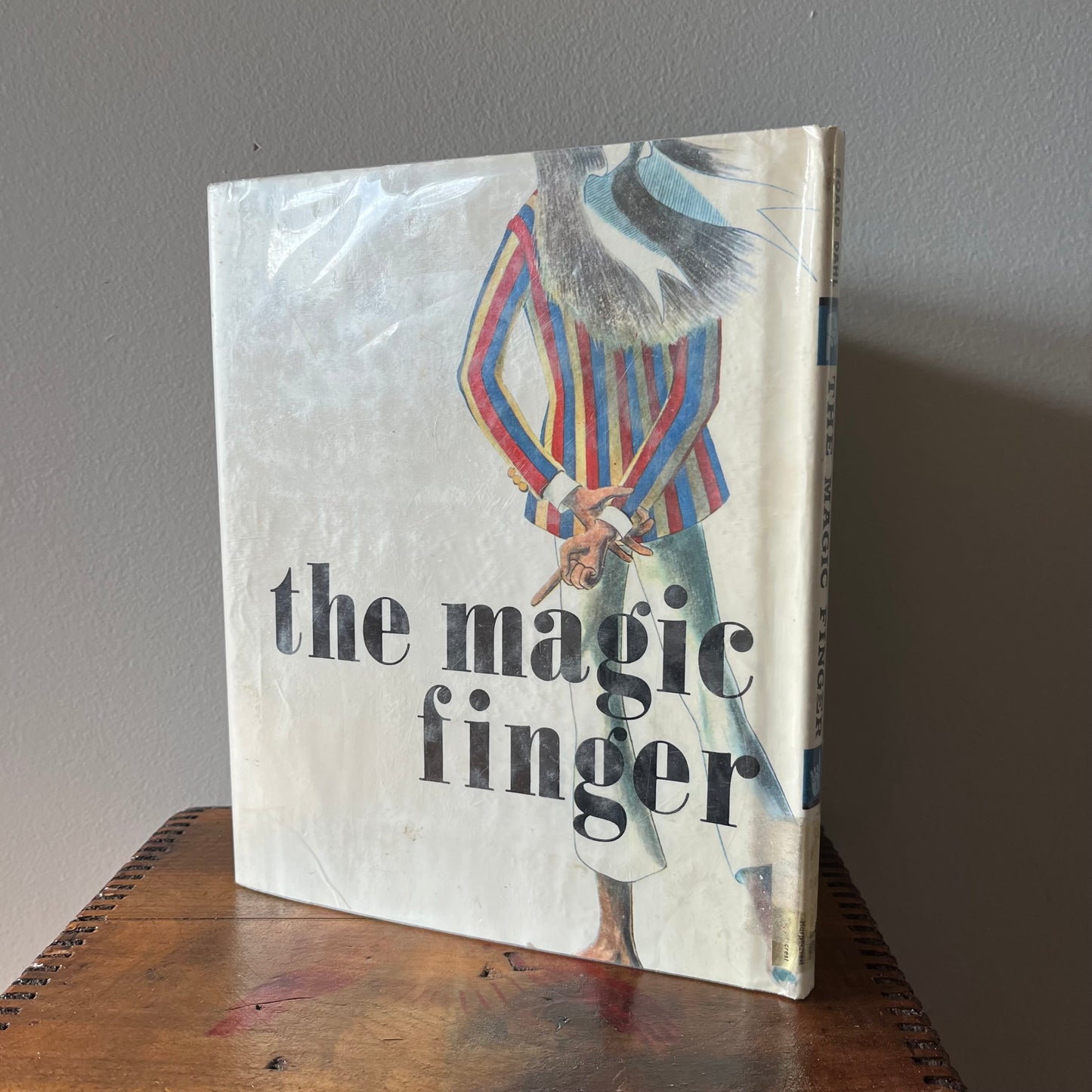 Vintage Roald Dahl The Magic Finger Hardcover Book