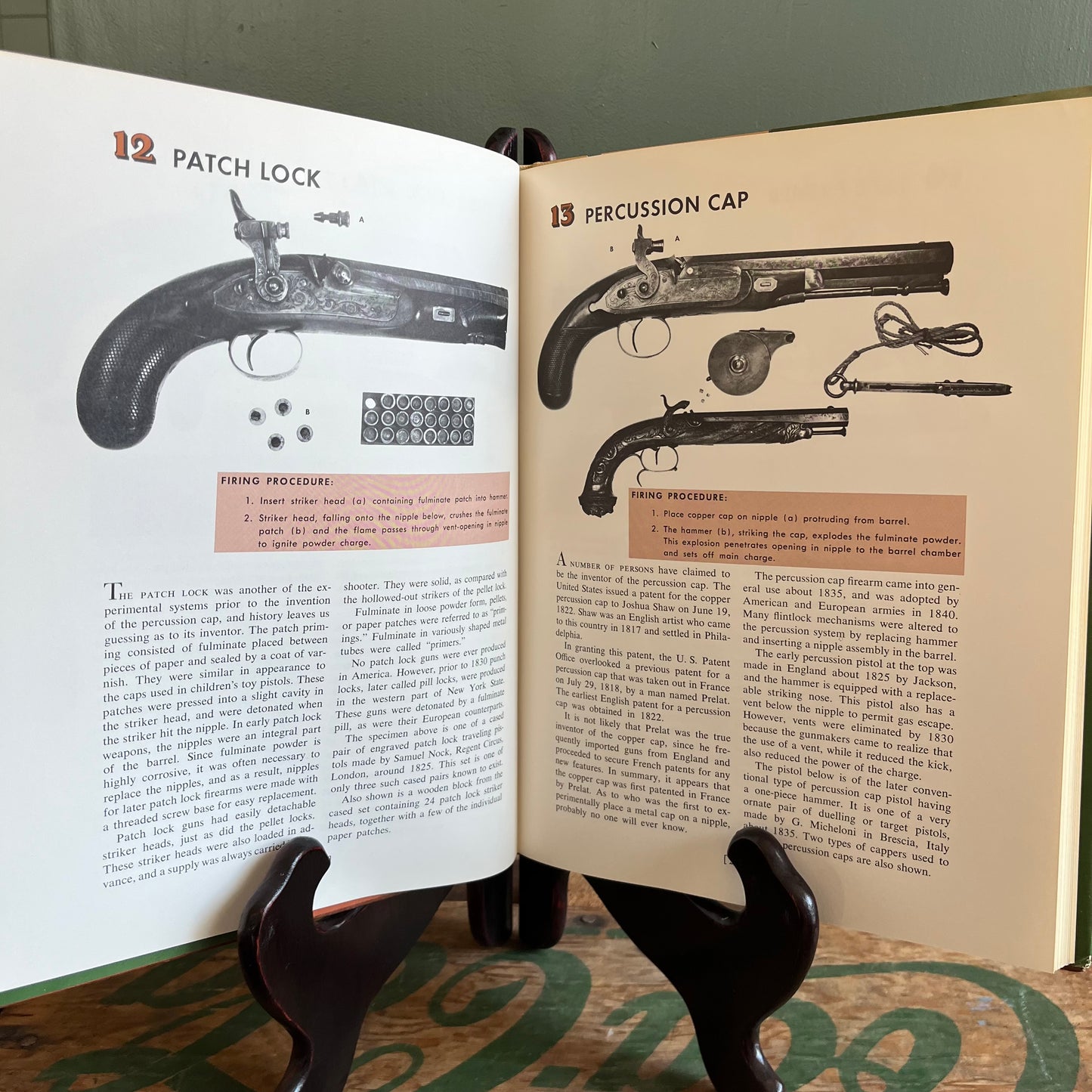 Vintage 1963 Guns Told in Pictures by Warren Moore