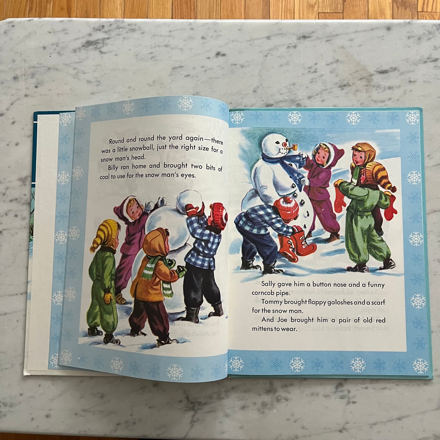 Vintage 1979 Frosty the Snowman Golden Book