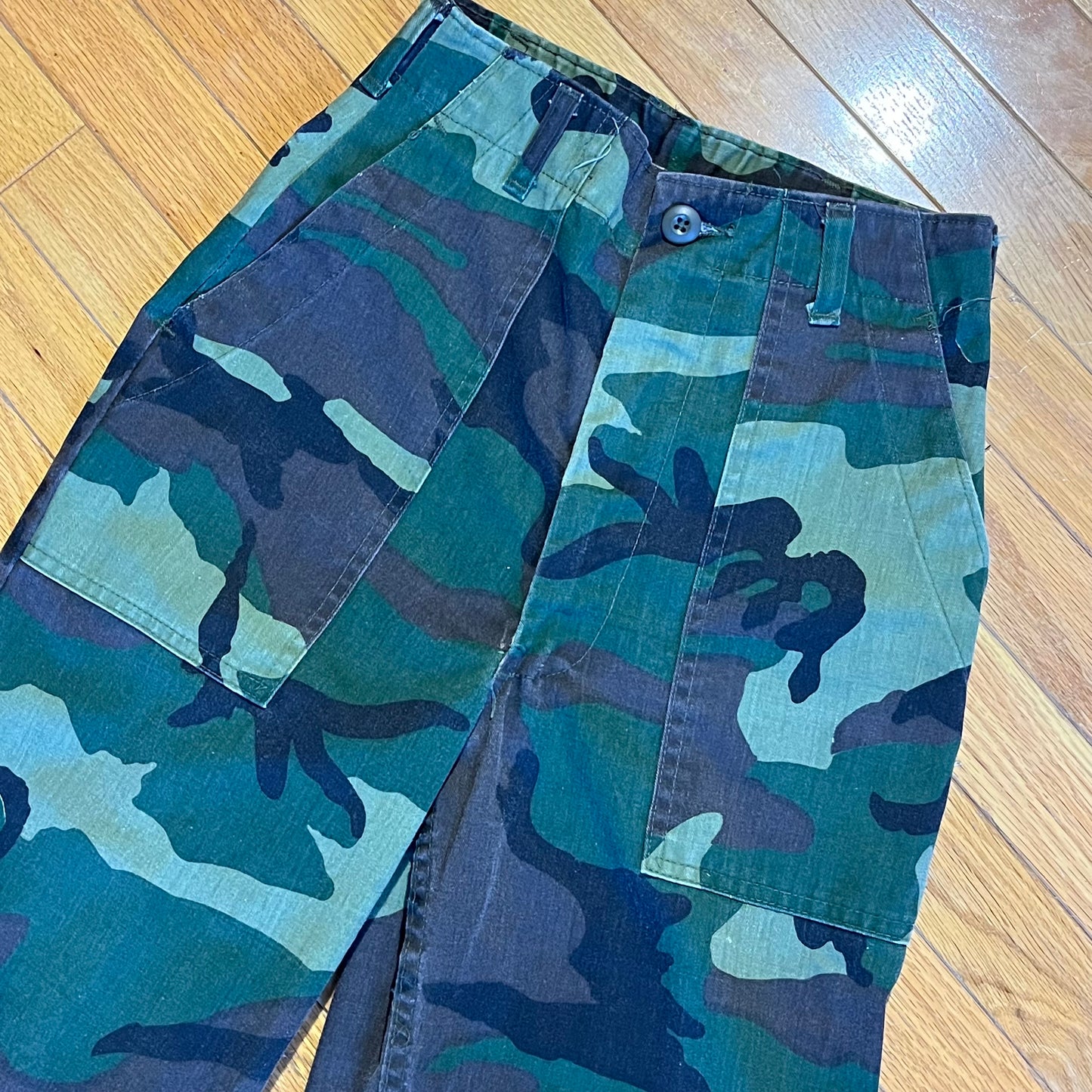 Vintage Camouflage / Camo Army Cargo Pants