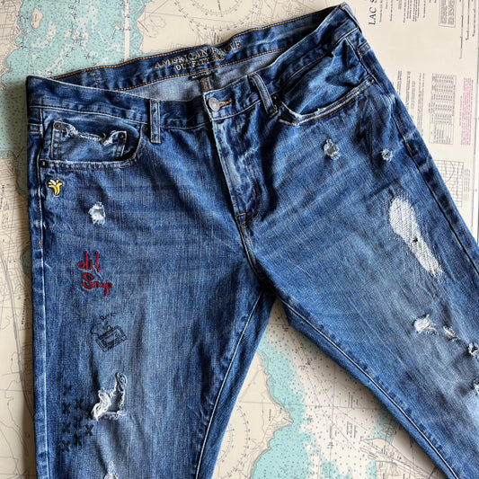 American Eagles Distressed Artists' Jeans 36