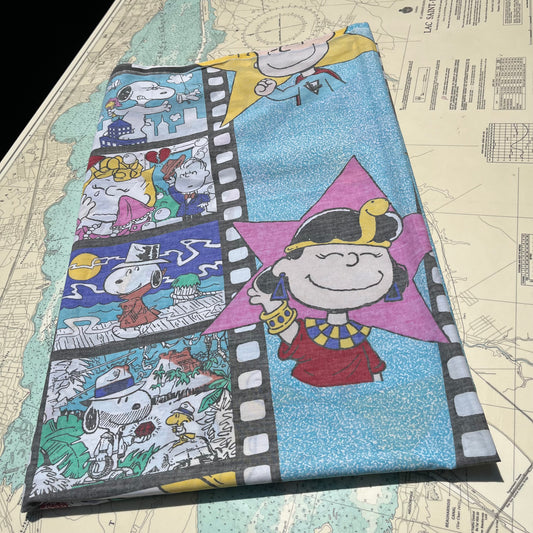 Vintage 80s Snoopy, Charlie Brown & The Peanuts Gang Flat Sheet