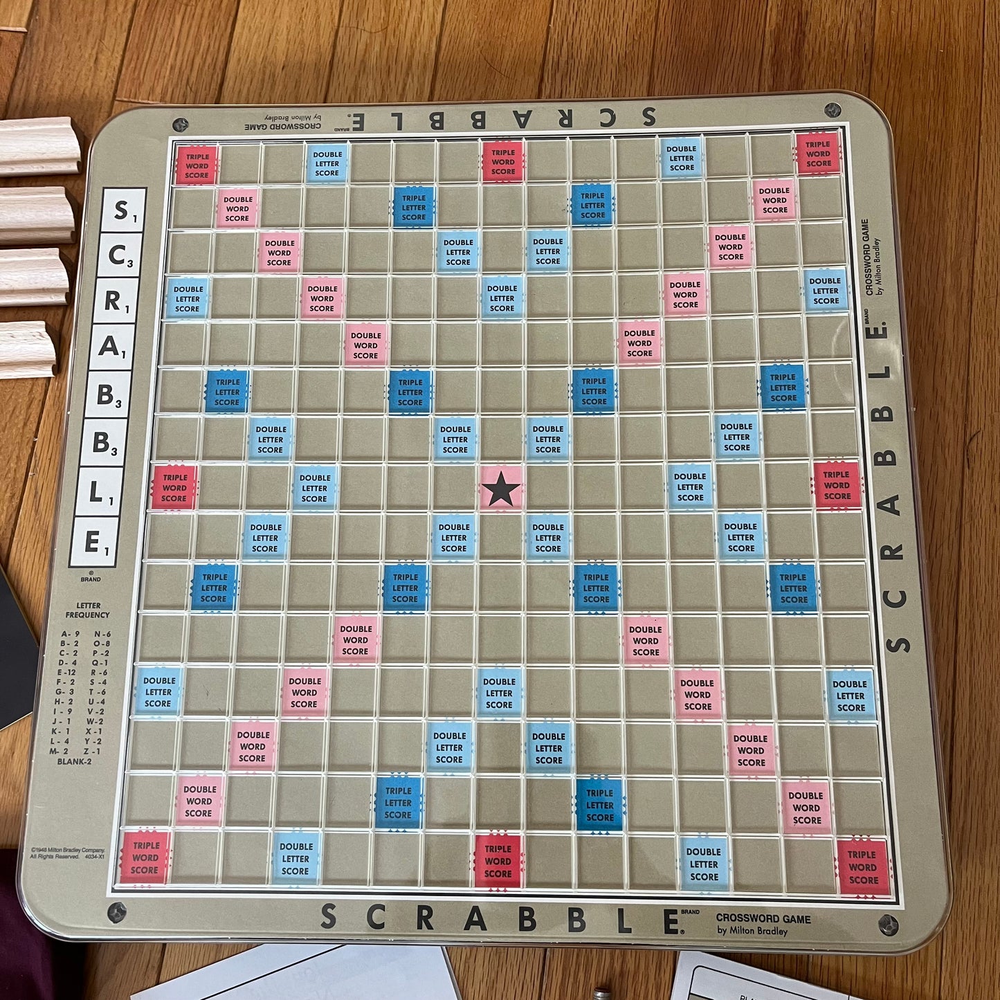 Vintage 80s Scrabble Deluxe Edition