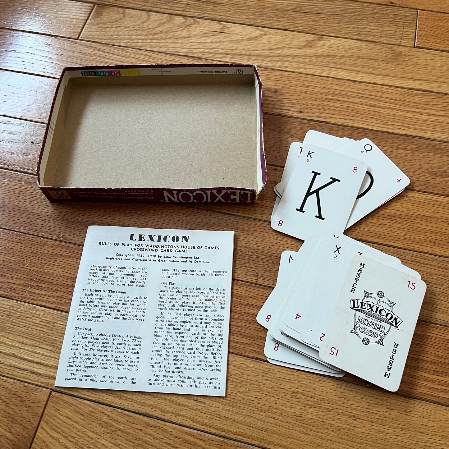 Vintage 70s Lexicon Card Game