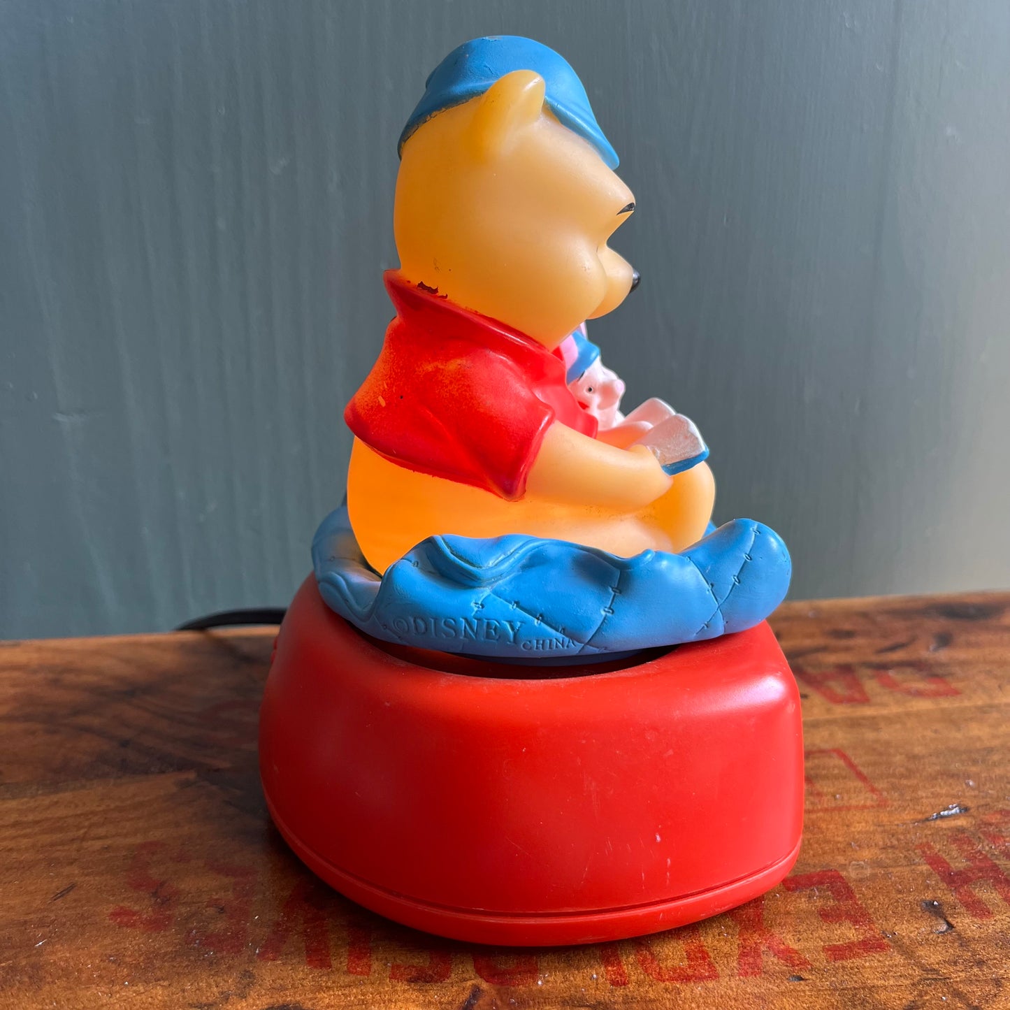 Vintage Winnie The Pooh and Piglet Night Light / Alarm Clock