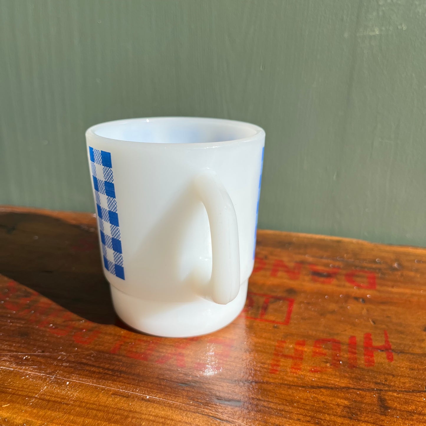 Vintage Blue Tulip TermoCrisa Milk Glass Mug