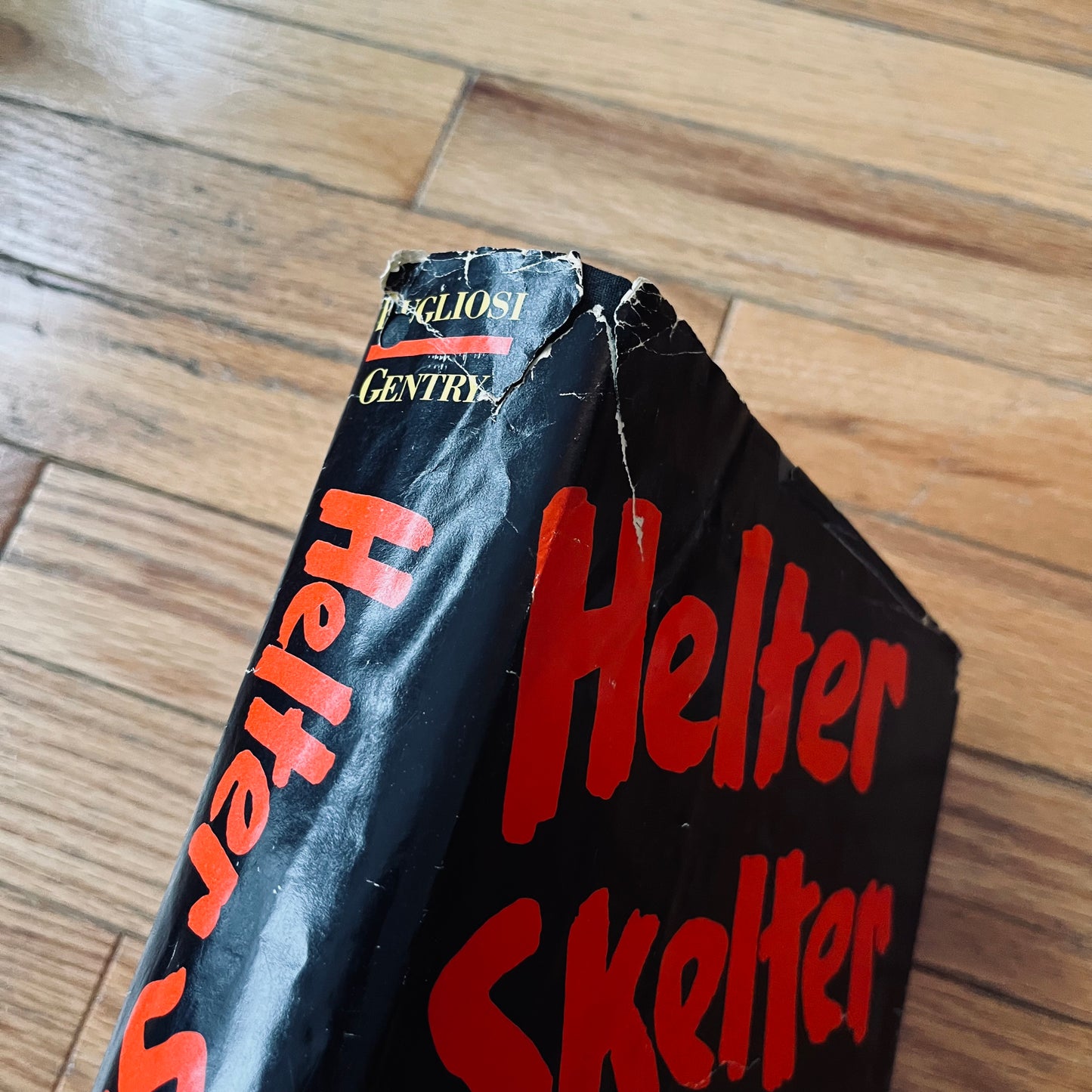 Vintage 1974 Helter Skelter by Vincent Bugliosi Hardcover Book