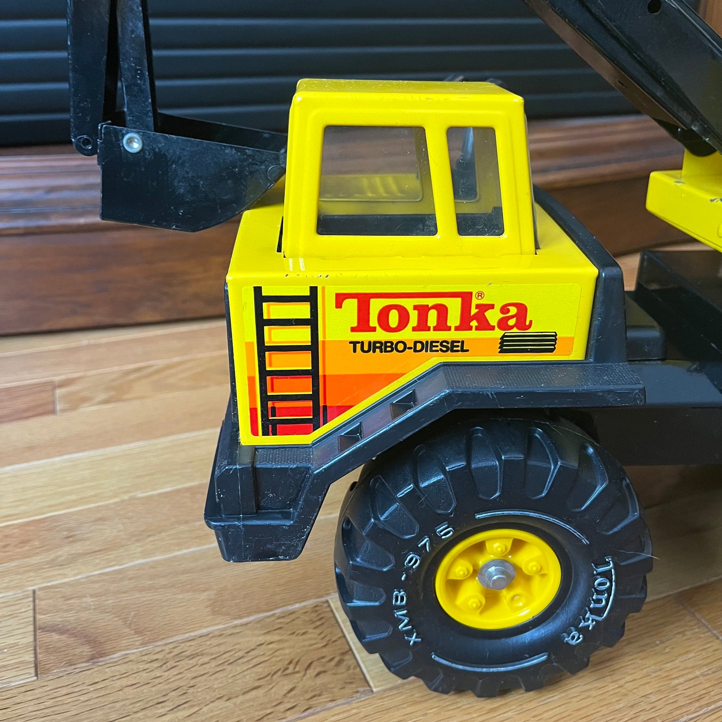 Vintage 90s Tonka Turbo Diesel Pressed Steel Digger