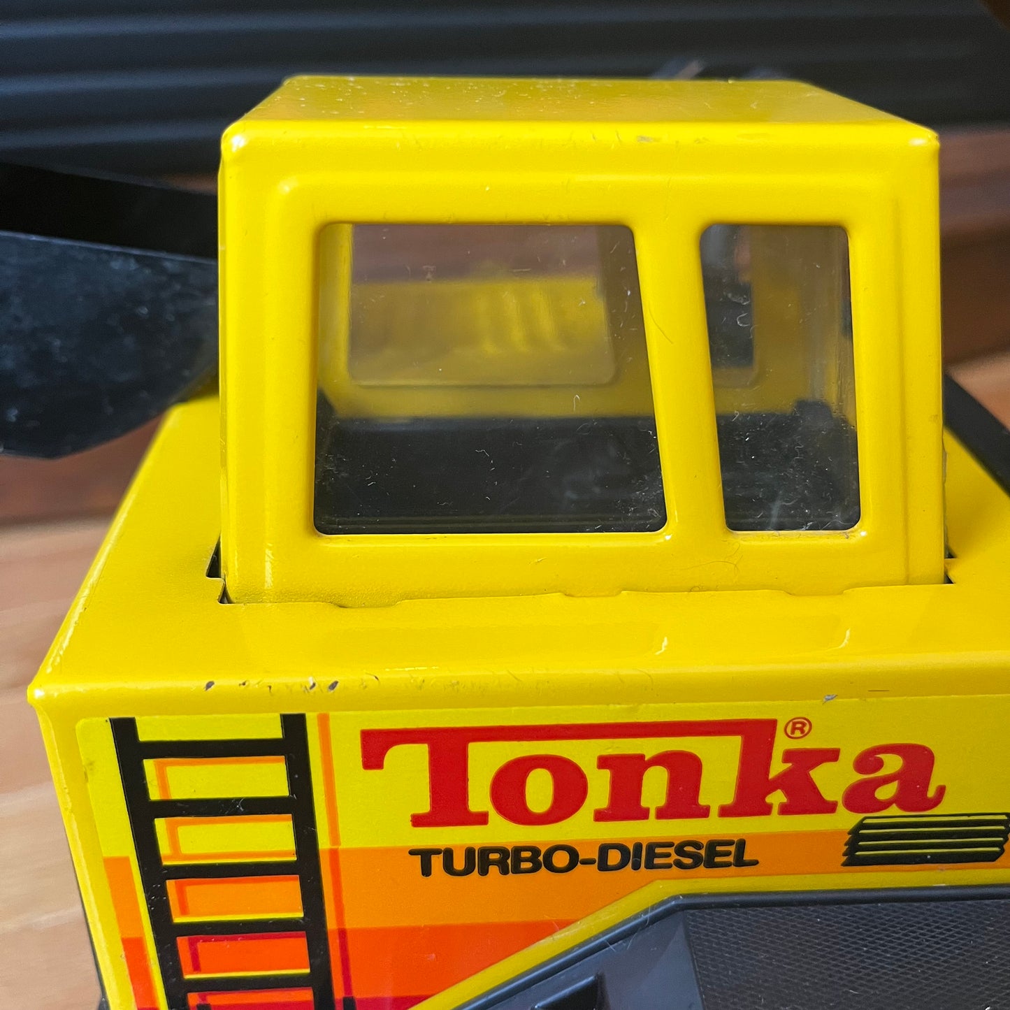 Vintage 90s Tonka Turbo Diesel Pressed Steel Digger