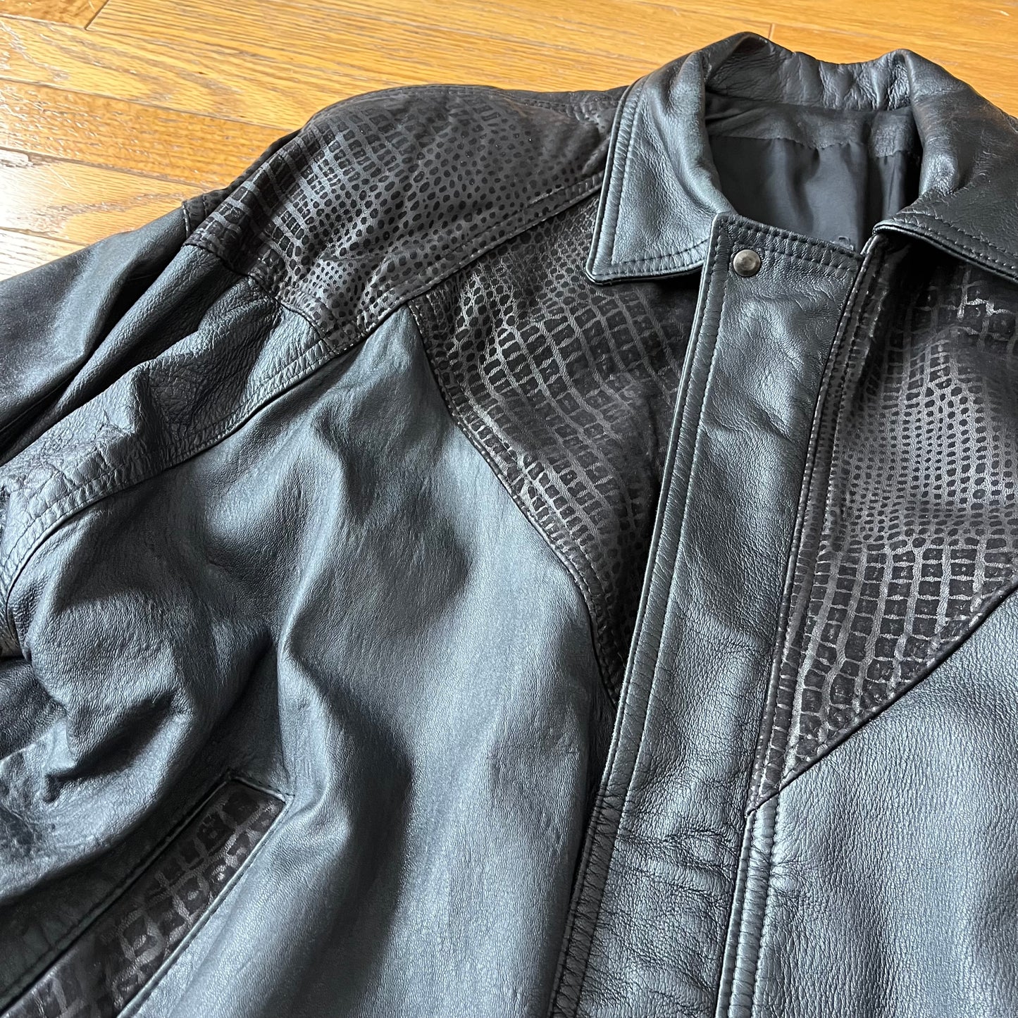 Vintage 80s Black Leather Bomber Jacket