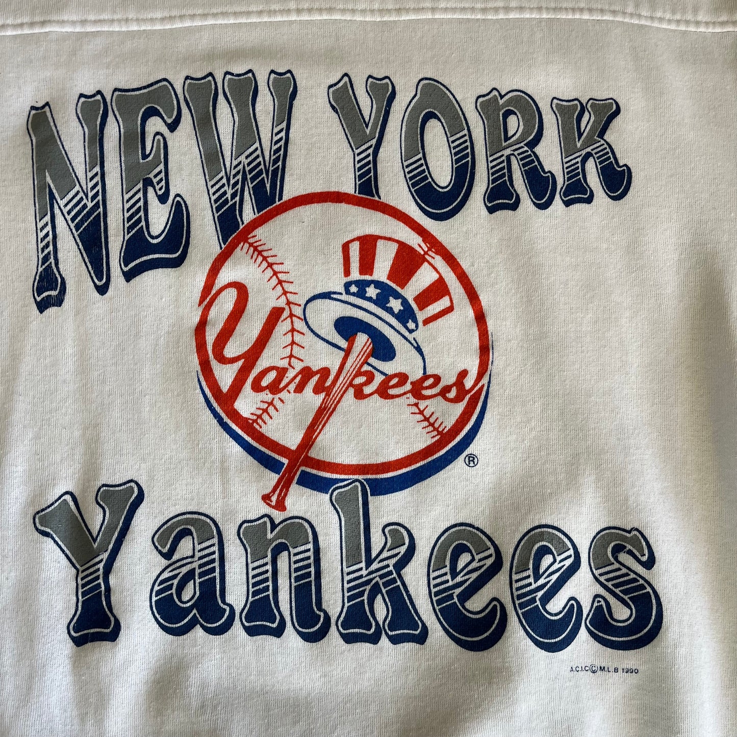 Vintage 1990 New York Yankees Graphic Sweatshirt