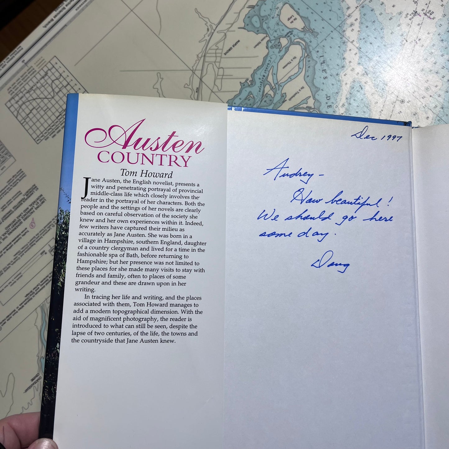 Vintage 90s Austen Country by Tom Howard Hardcover Book