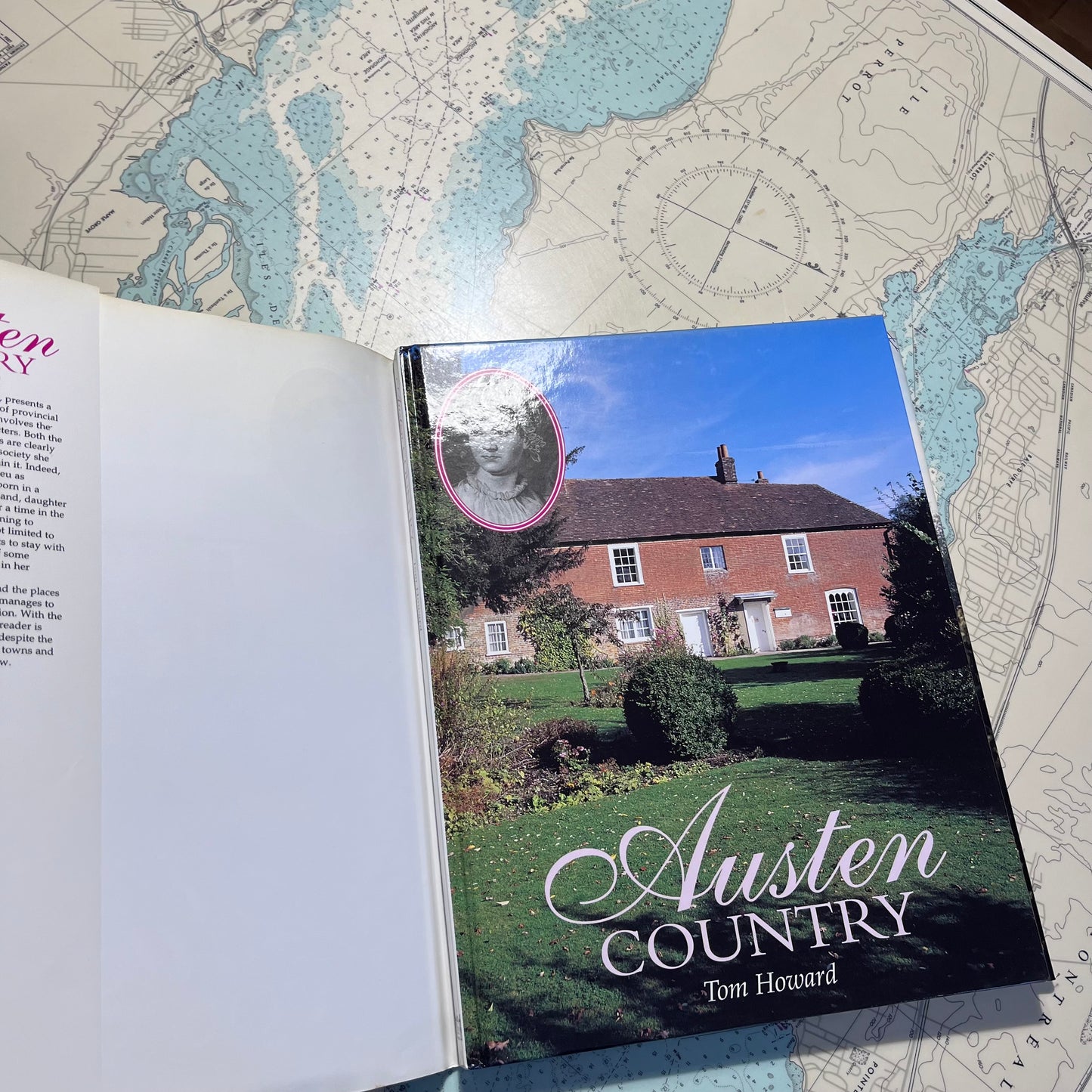 Vintage 90s Austen Country by Tom Howard Hardcover Book