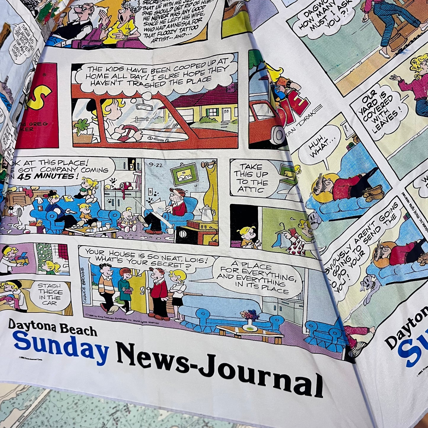 Vintage 1996 Daytona Beach Sunday News Journal Comic Print Umbrella