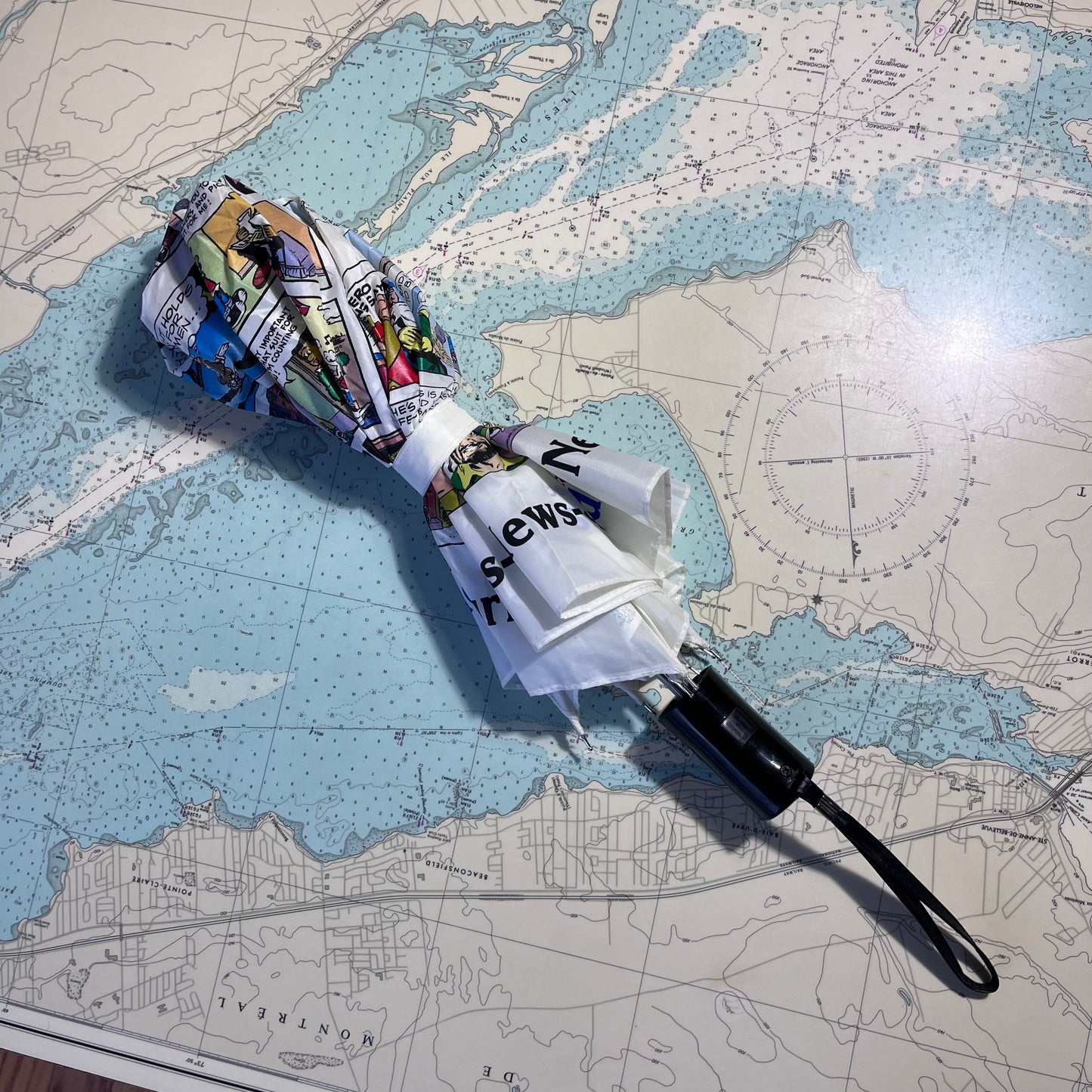 Vintage 1996 Daytona Beach Sunday News Journal Comic Print Umbrella