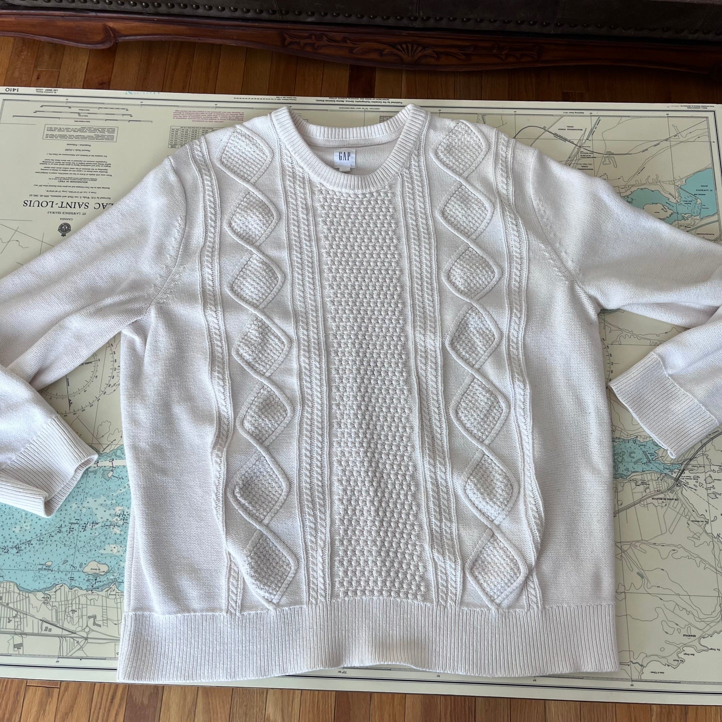 GAP White Cotton Cable Knit Sweater