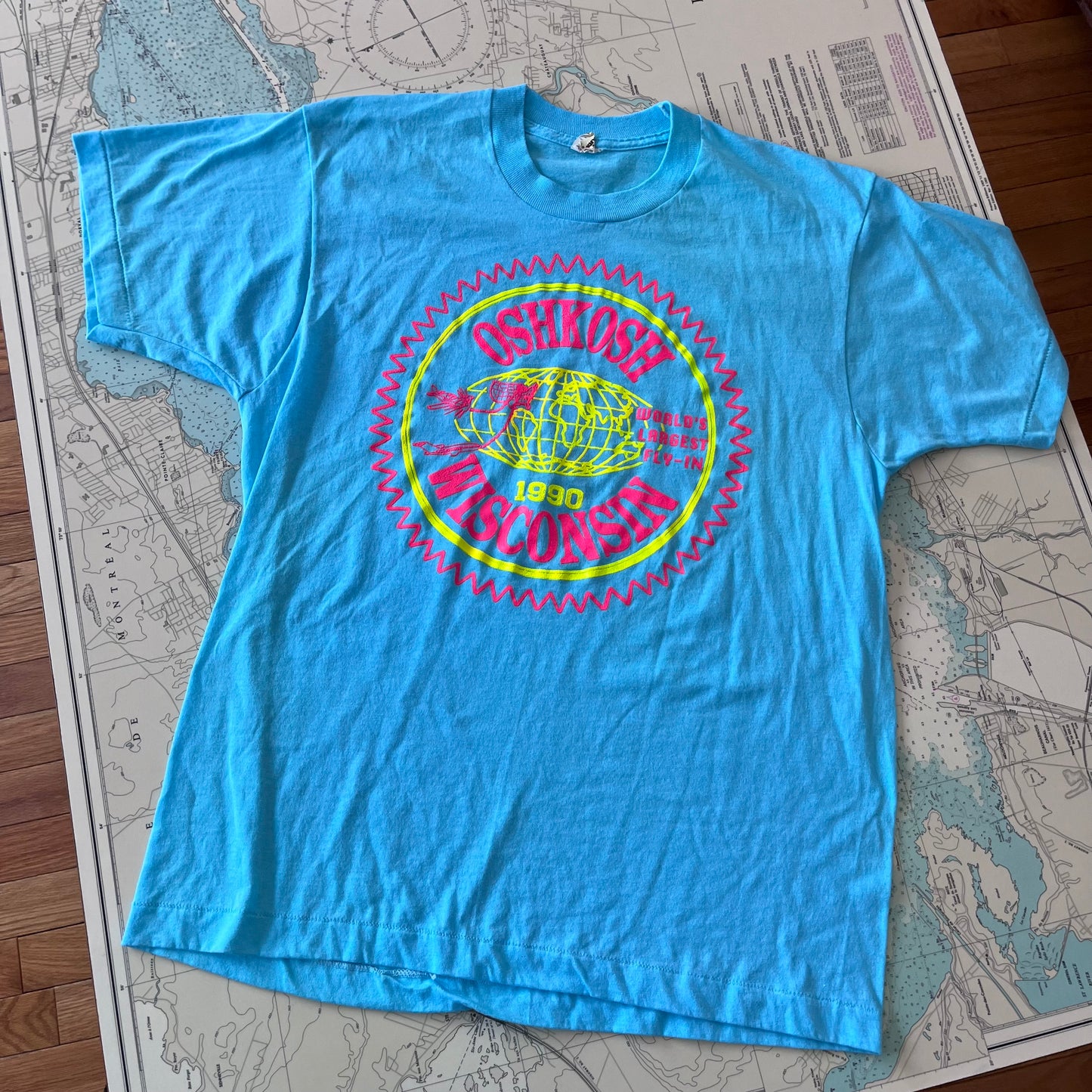 Vintage 1990 Oshkosh Wisconsin Graphic Single Stitch Tee