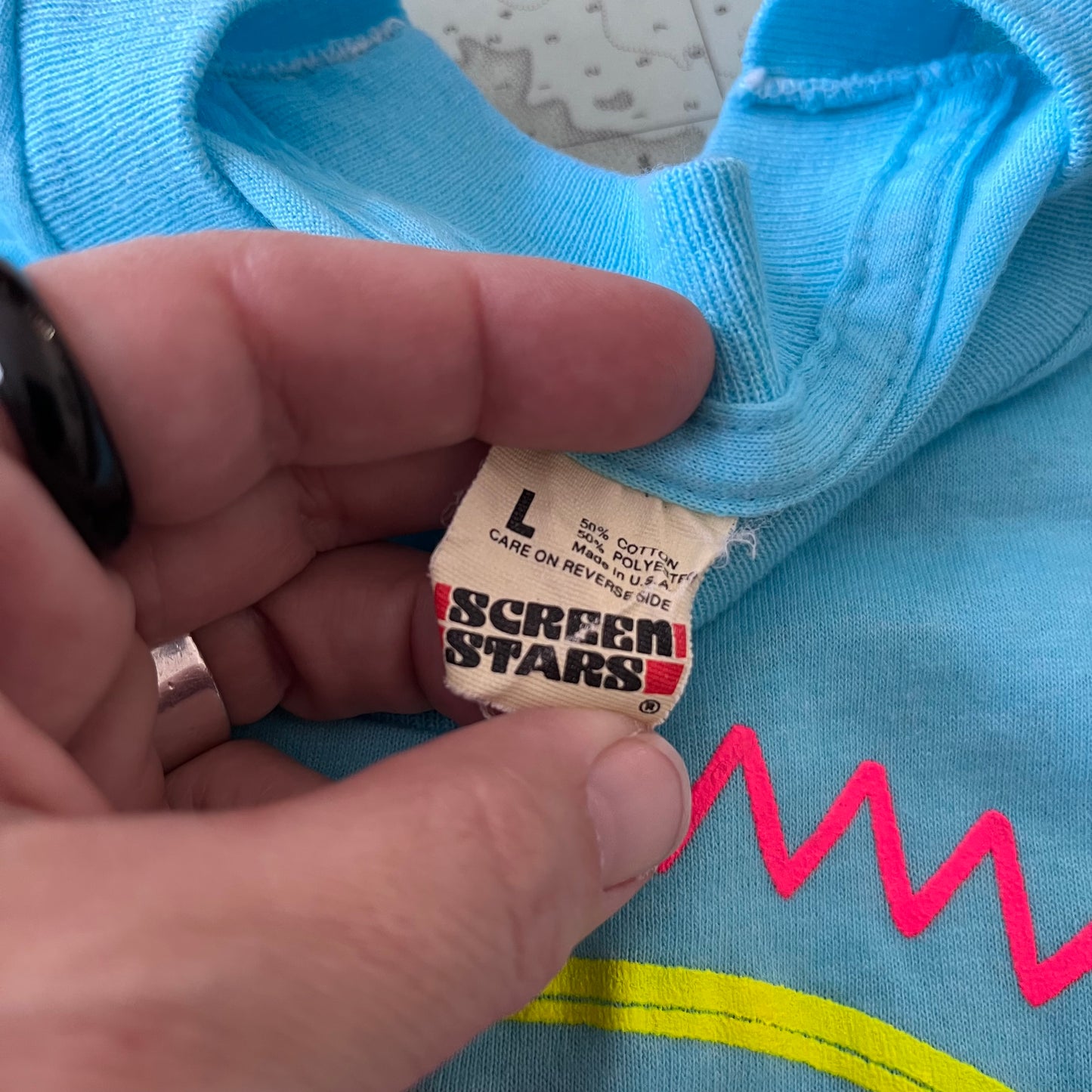 Vintage 1990 Oshkosh Wisconsin Graphic Single Stitch Tee