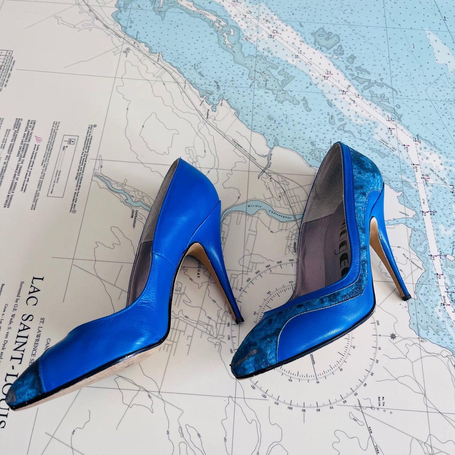 Vintage Blue Villager Leather Heels sz 6