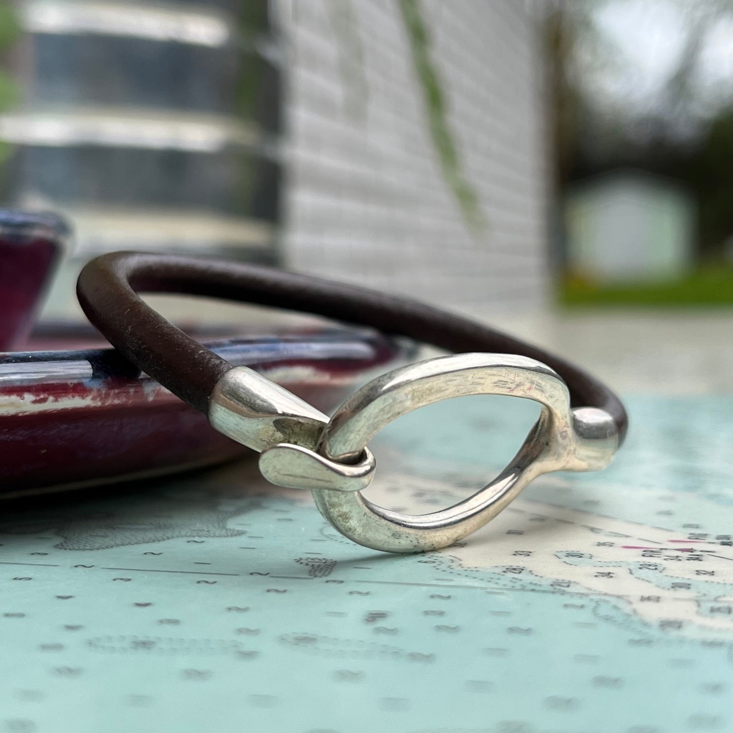 Vintage 90s Leather and Silver Hook Minimalist Bracelet