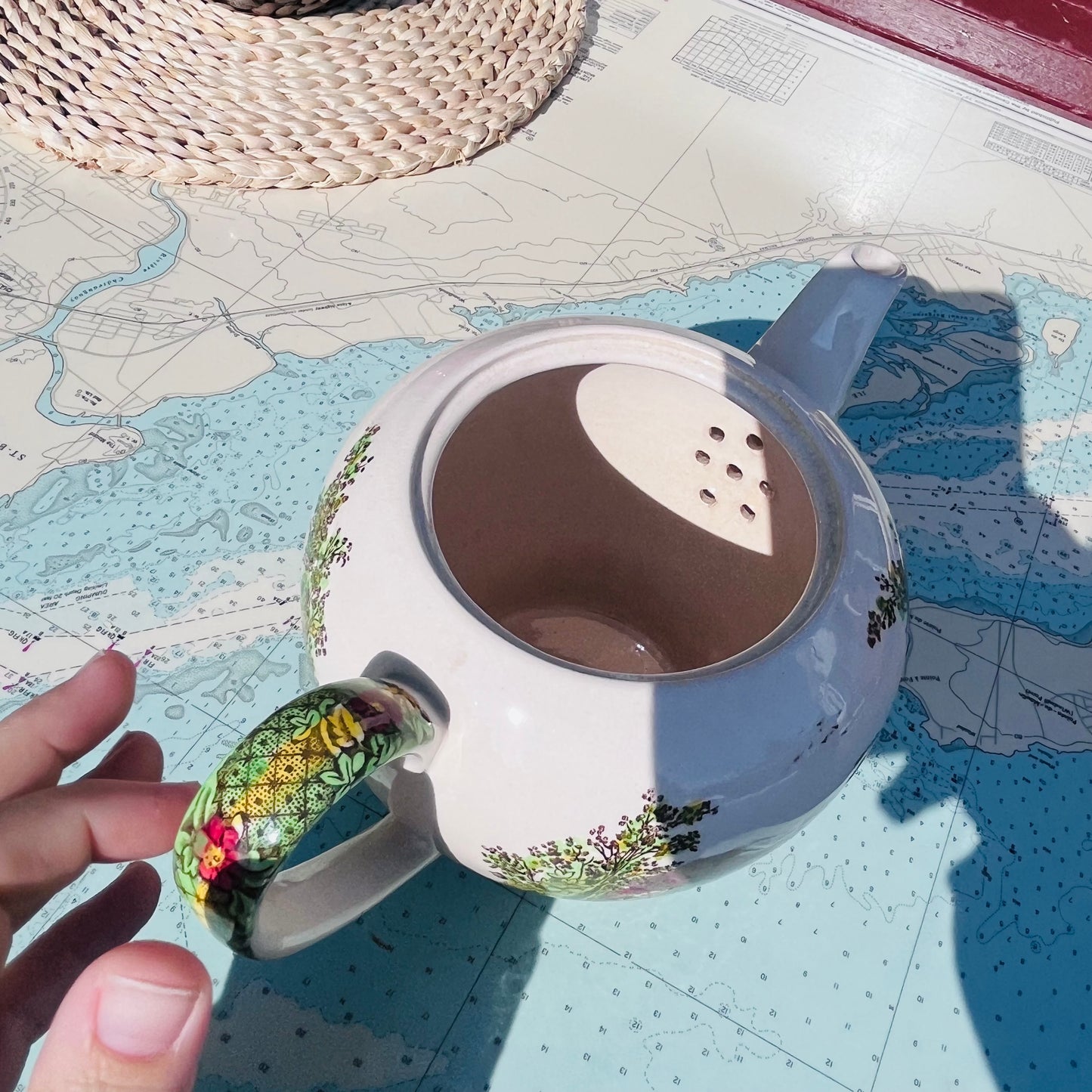 Vintage Sadler The Abbey Falls Teapot