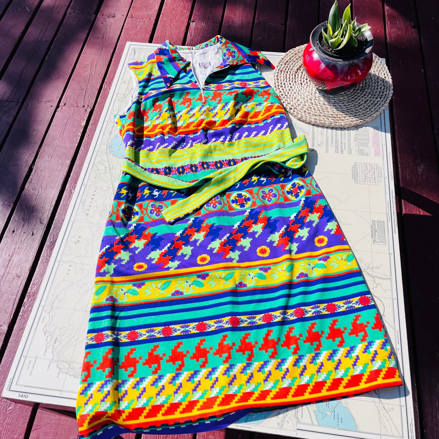 Vintage 60s Inez Style Funky Pattern Polyester Go-Go Dress