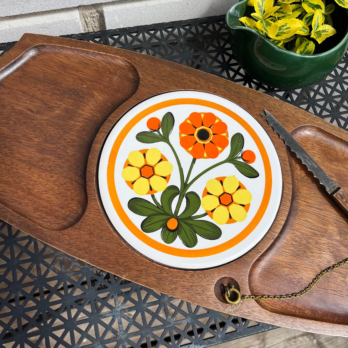 Vintage Funky Floral Wood and Ceramic Tile Cheeseboard with Knife