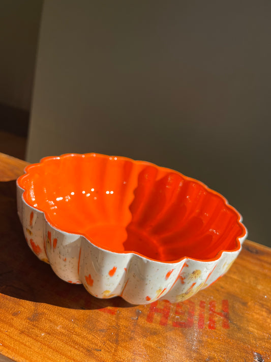 Vintage Orange Splatterware Confetti Scalloped Bowl