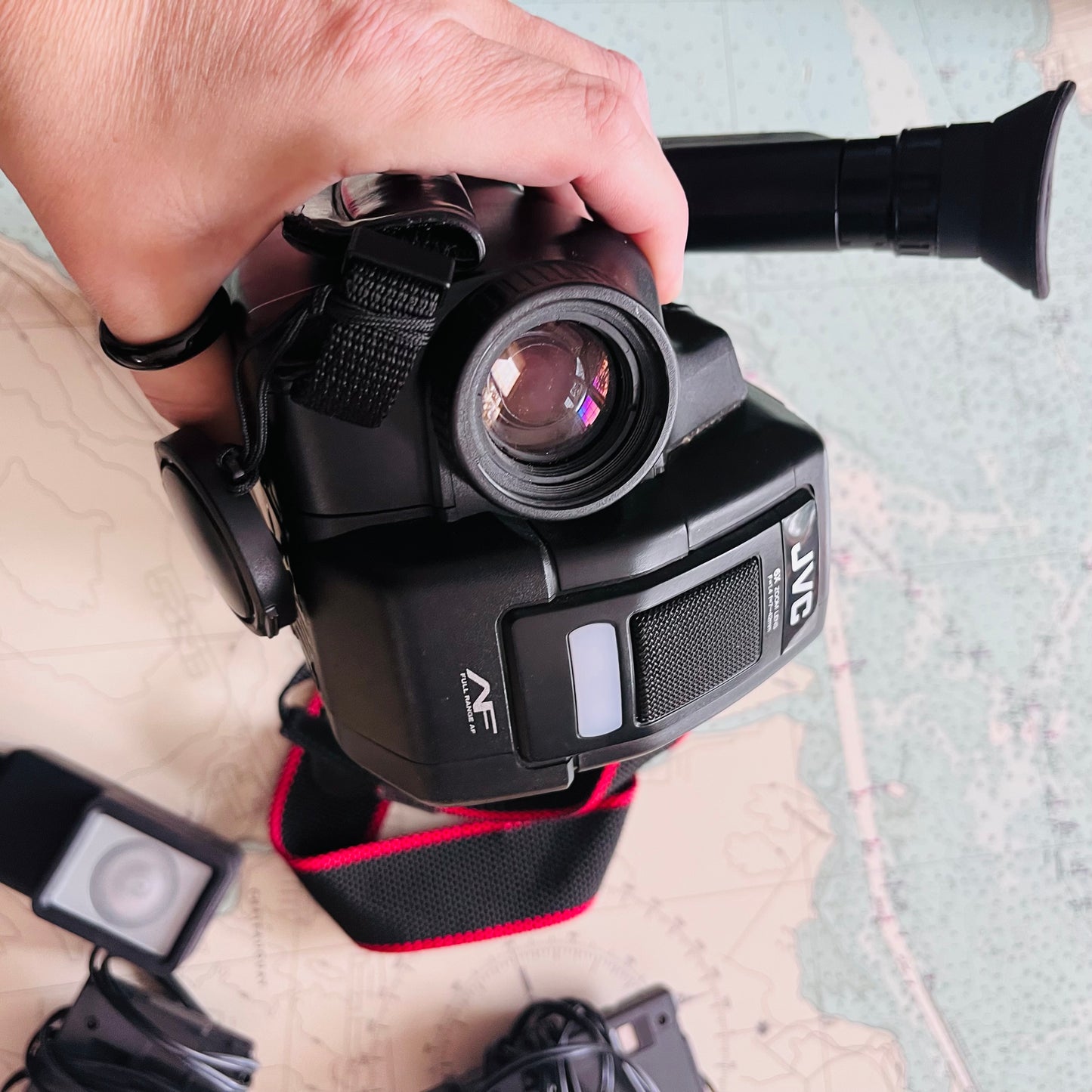 Vintage JVC Compact VHS Videomovie GR-AX2 Video Camera