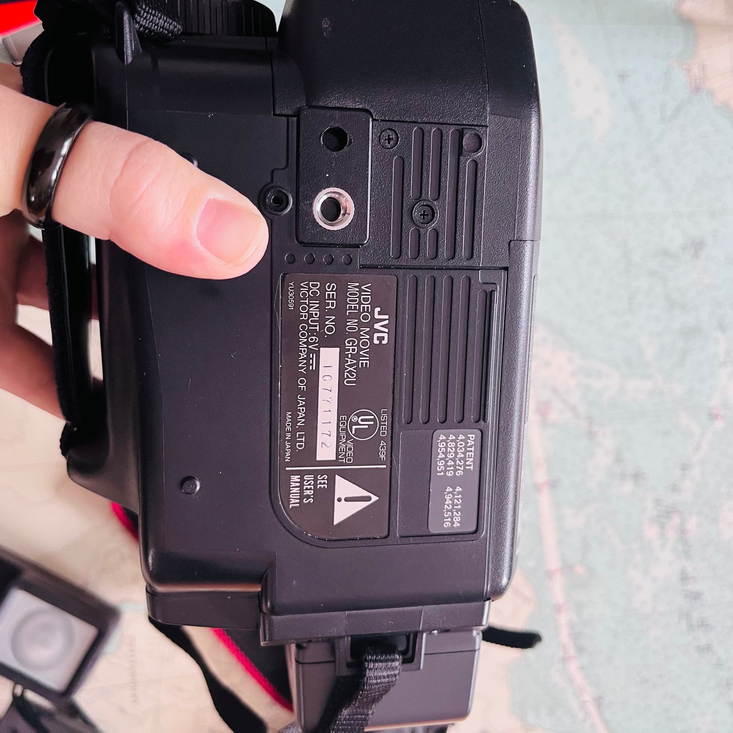 Vintage JVC Compact VHS Videomovie GR-AX2 Video Camera