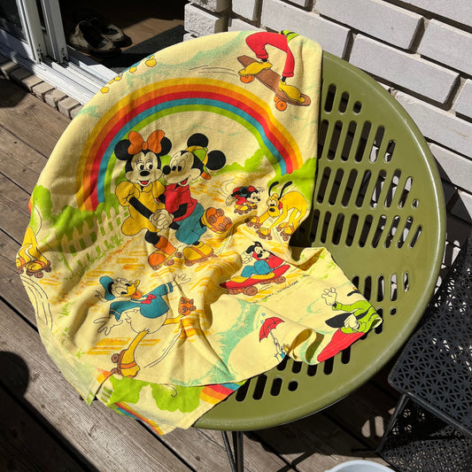 Vintage 1980 Walt Disney Productions Graphic Mickey Mouse And Friends Blanket