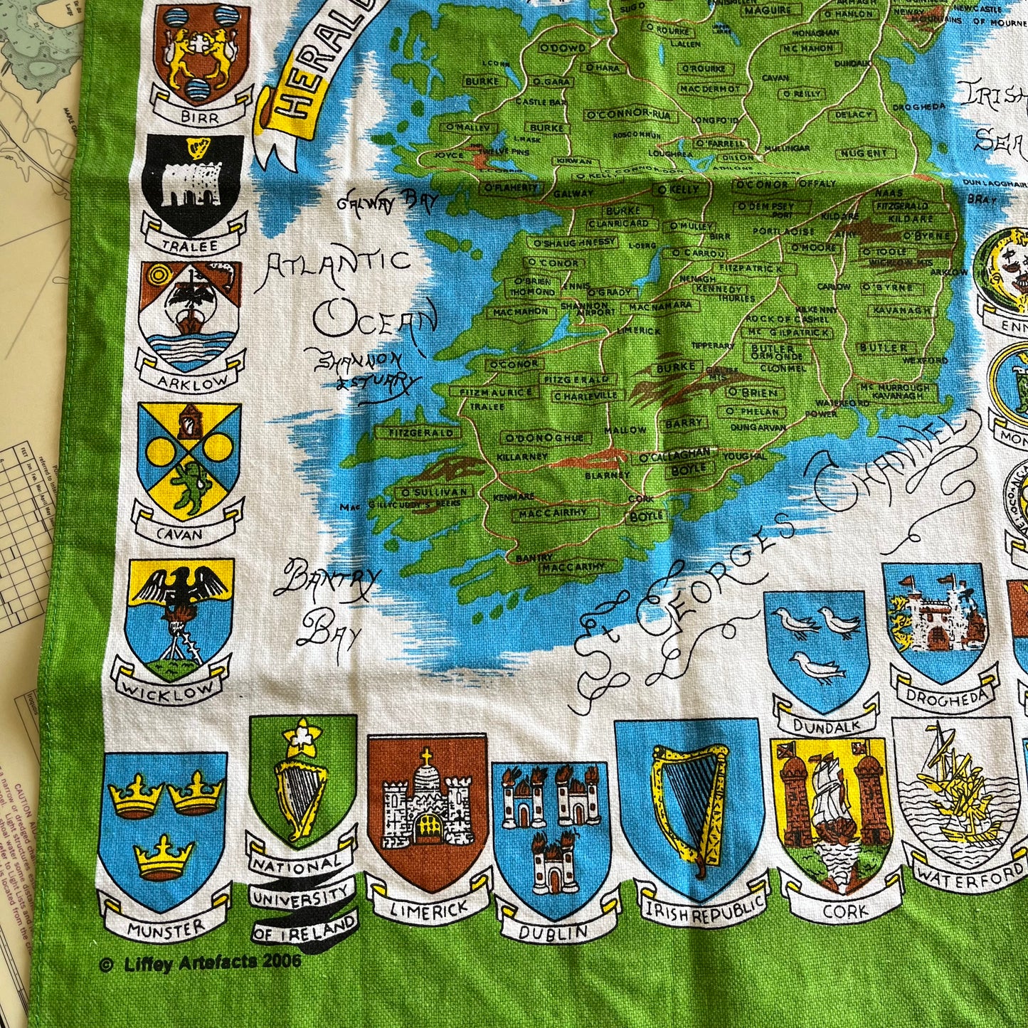 Vintage Heraldry of Ireland Graphic Tea Towel