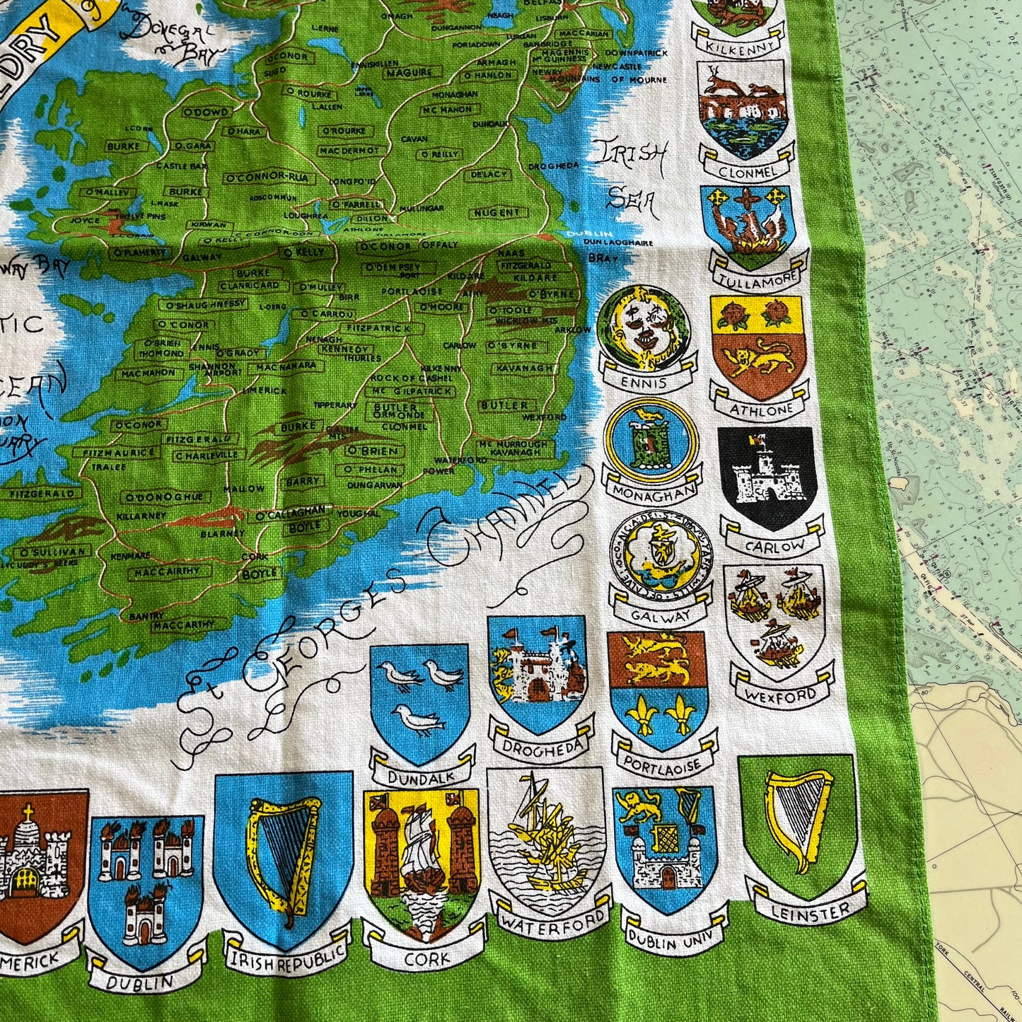 Vintage Heraldry of Ireland Graphic Tea Towel