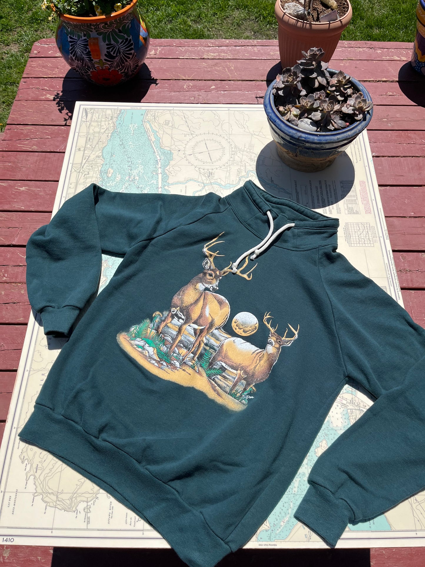 Vintage Daquin Graphic Deer Sweatshirt