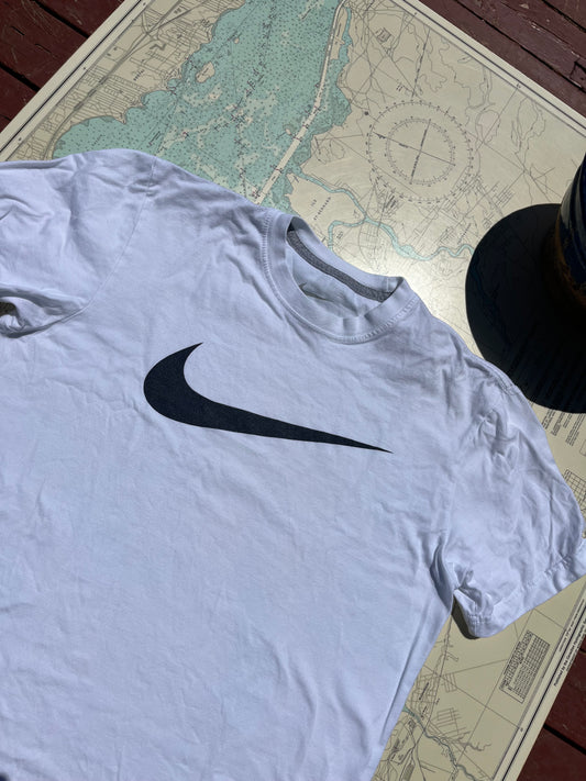 Nike White Classic Swoosh Logo Graphic Tee Shirt M