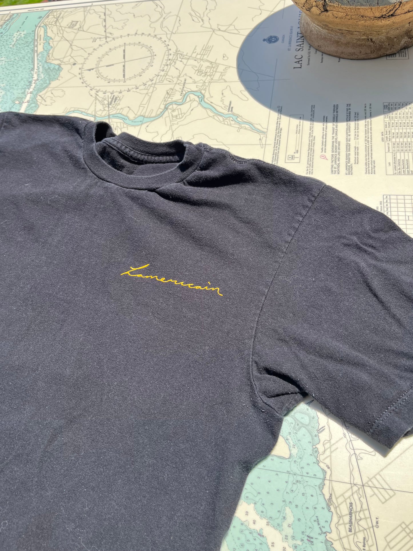 Lamericain Vida Sorte Amor Graphic Tee Shirt
