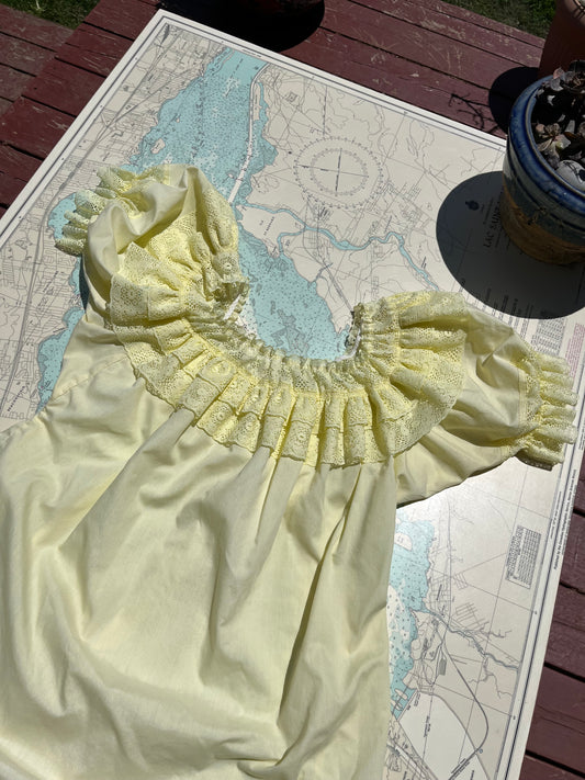 Vintage Pastel Yellow Frilly Lace Top