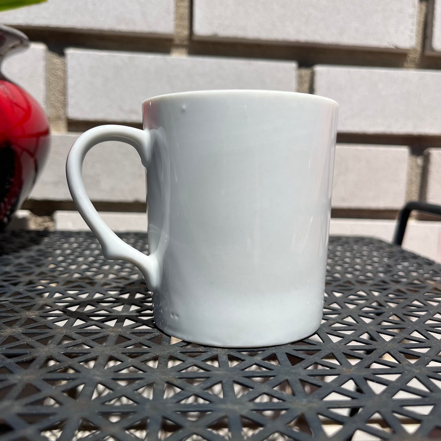 Vintage Japan Blue Daisy Graphic Mug