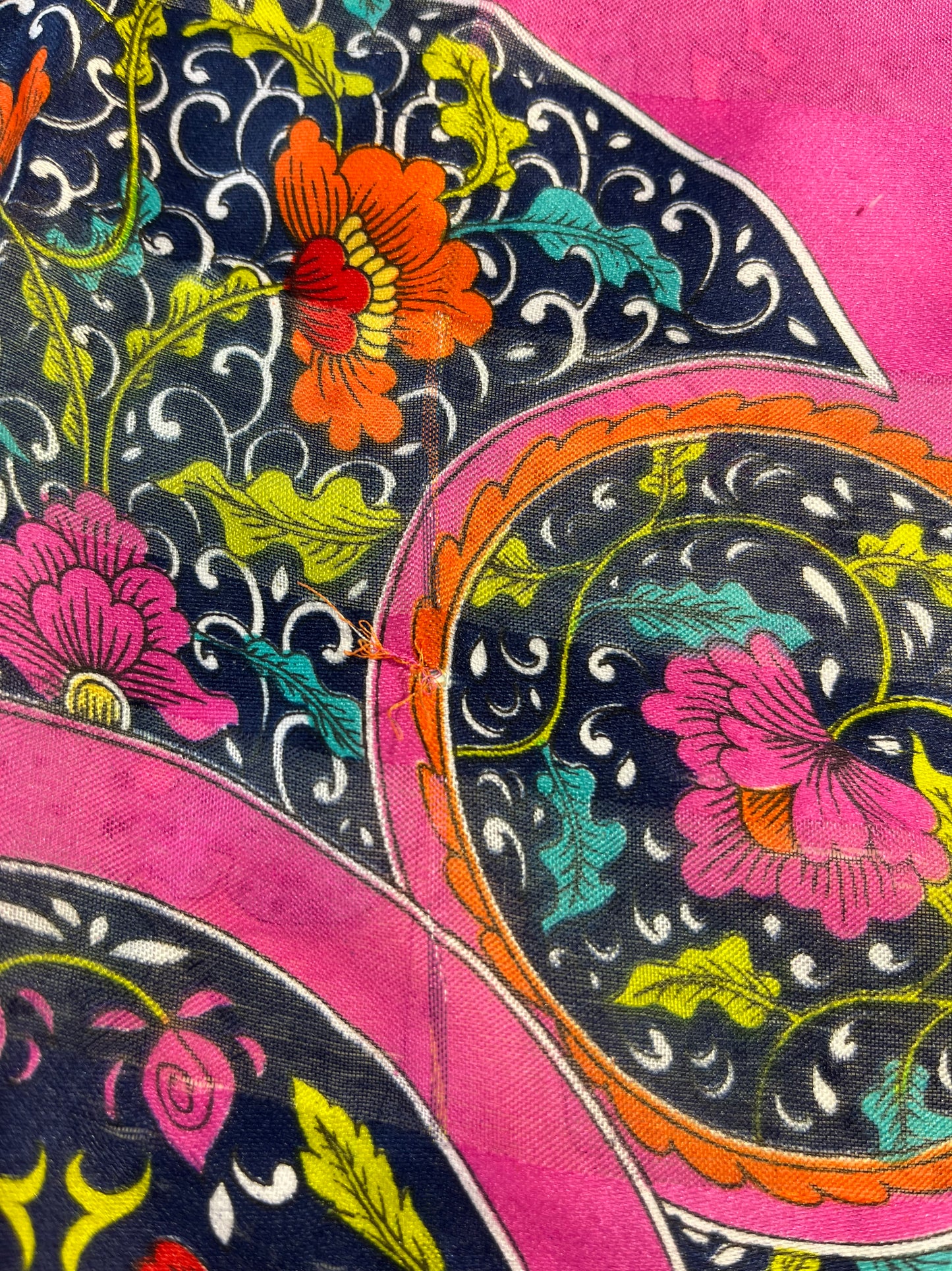 Vintage Navy and Pink Baroque Berkshire Scarf