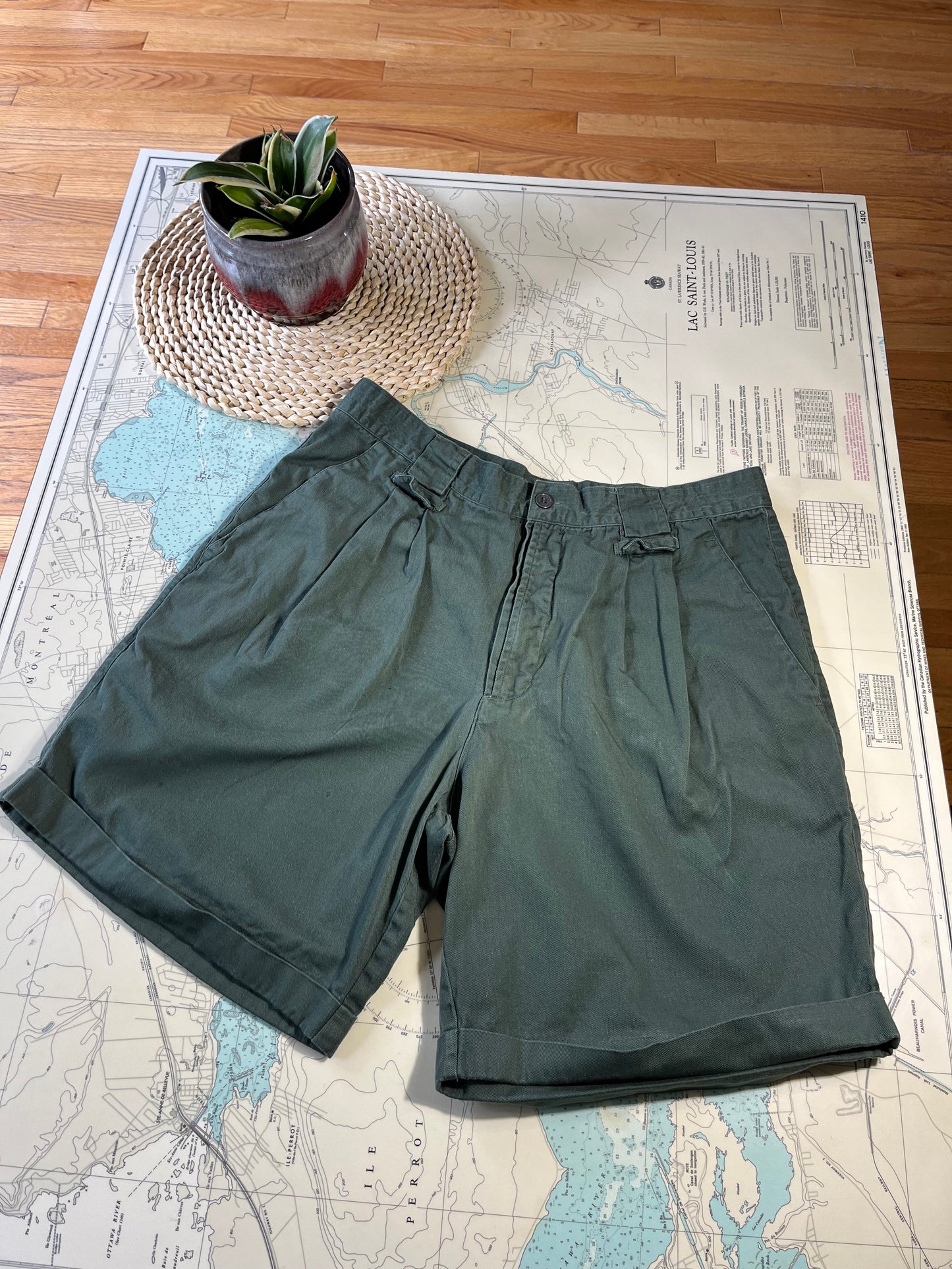 Vintage 90s ISPO Green Shorts